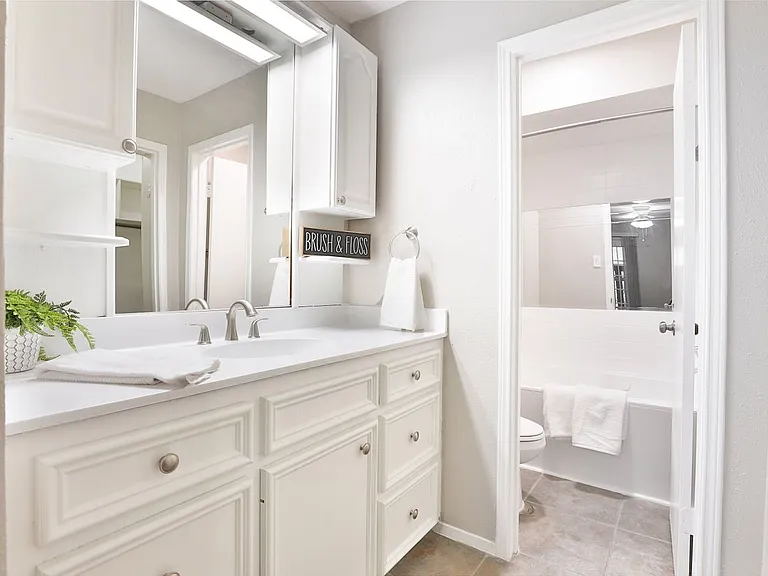 5005 Georgi Ln #18 — Photo 13