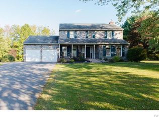 8357 Winchester Ln, Alburtis, PA 18011