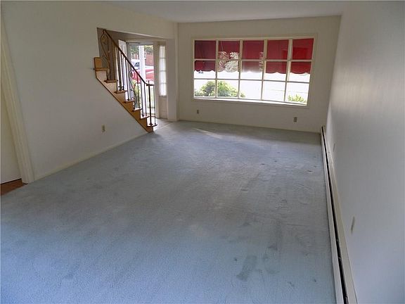5th image of 716 E Grandview Blvd