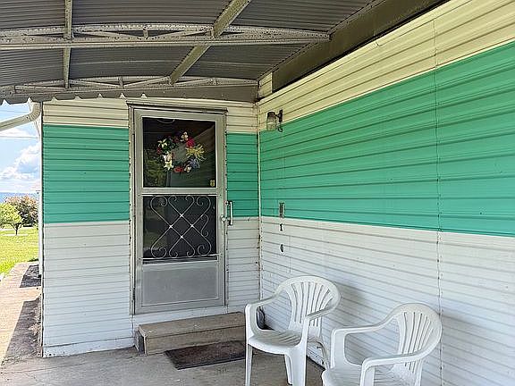 2nd image of 18802 Eliason Way