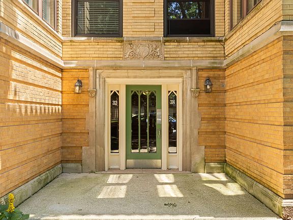 2nd image of 314 Wisconsin Ave APT 3S