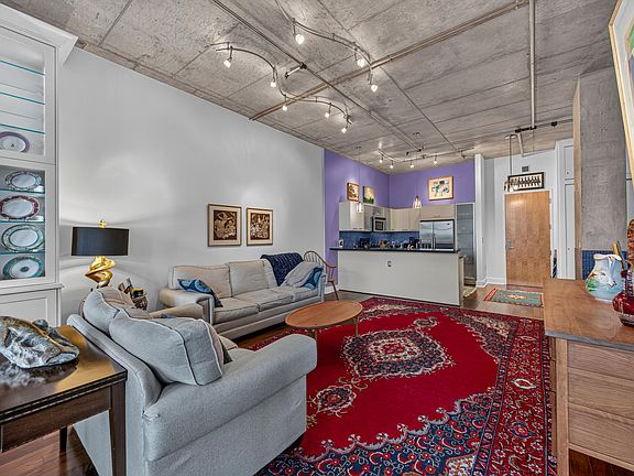 4th image of 411 NW 1ST Avenue #304