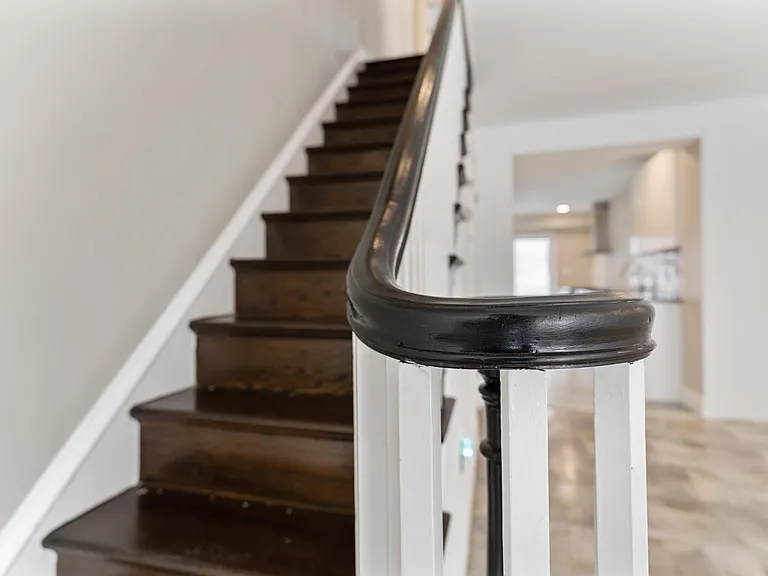 2552 S Sartain St — Photo 16