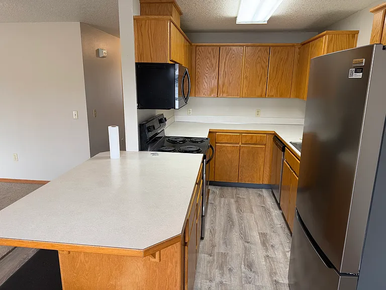 Eagle Crest Apartments — Photo 31