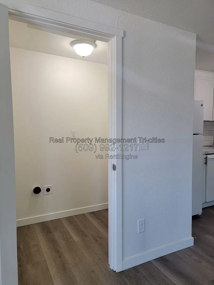 3 bed, 2.0 bath, 1224 sqft, $1,795 — Photo 4