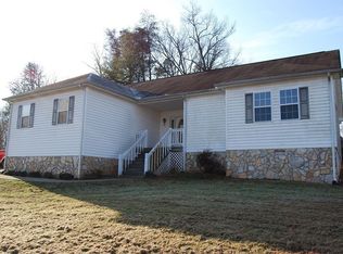 81 Sherrell Dr, Cleveland, GA 30528