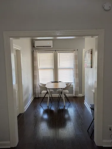 209 E Rosewood Ave #2 Photo 1