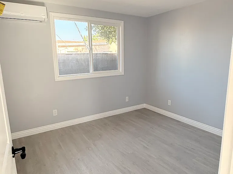 1191 E Laxford Rd #B — Photo 7