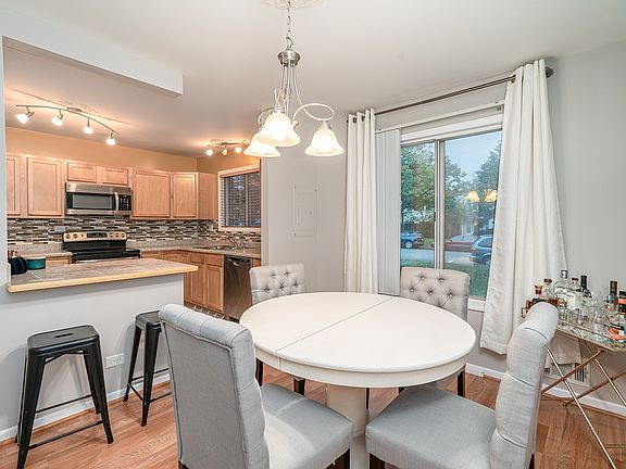 4th image of 32 S Fernwood Dr #32S