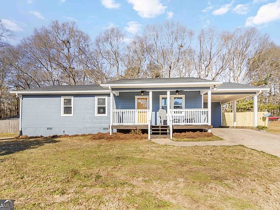 3rd image of 536 Phillips Dr