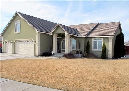 1st image of 320 E Inglewood Dr