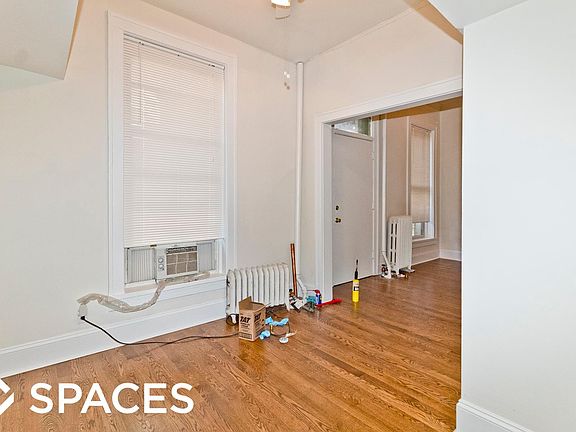 5th image of 1945 N Lincoln Ave #3rd