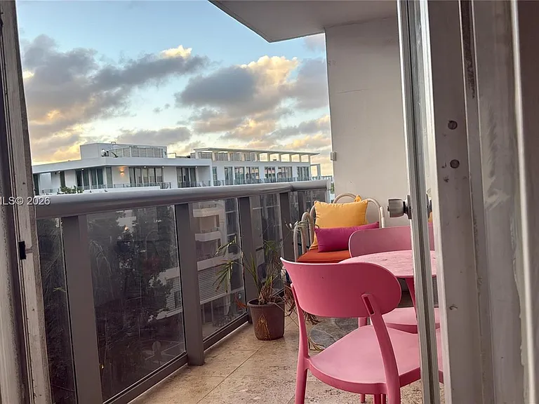 6039 Collins Ave #635 — Photo 16