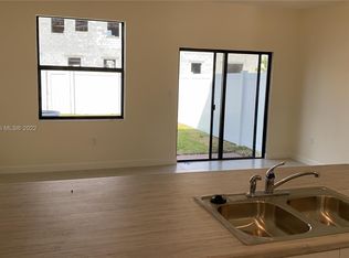 11396 W 34th Way, Hialeah, FL 33018
