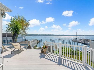 8 Rushton Dr, Cranston, RI, 02905
