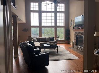 398 Navajo Rd, Lake Ozark, MO 65049