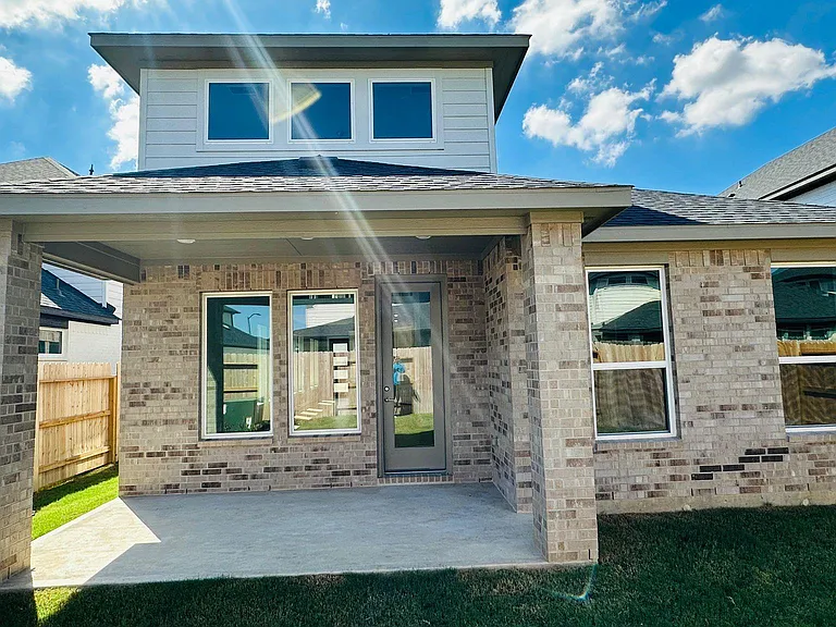 21818 Fitzroy Manor Ln — Photo 29