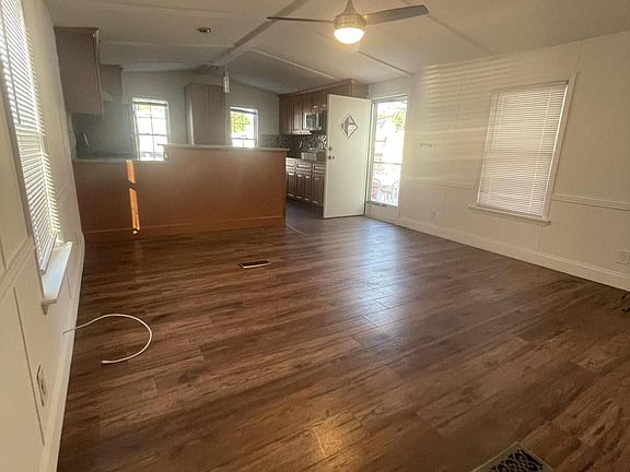 4th image of 16 Avenue A