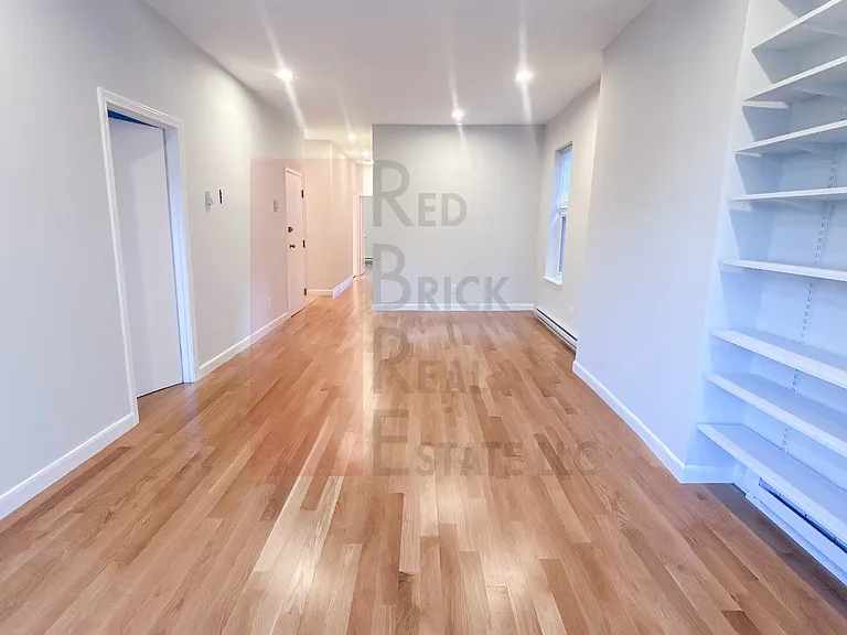 7 Follen St #3 — Photo 2