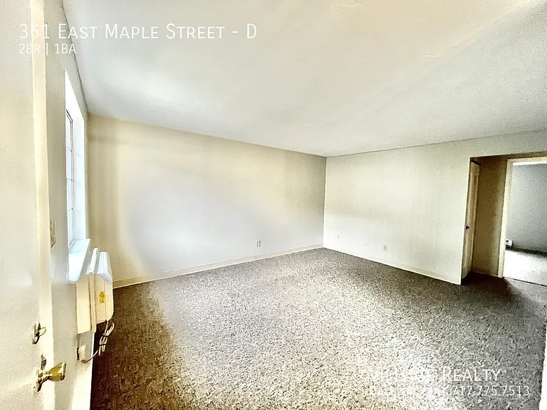 361 E Maple St #D — Photo 33