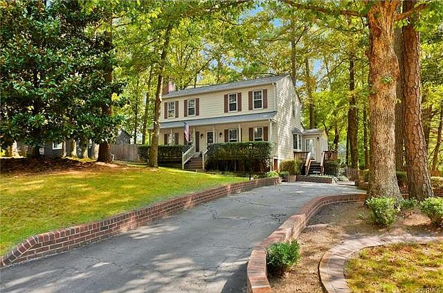1st image of 913 Darylann Ct