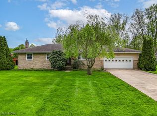 208 Strecker Dr, Tallmadge, OH