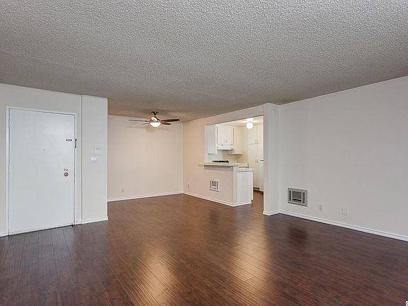 4th image of 360 S Euclid Ave Unit 120