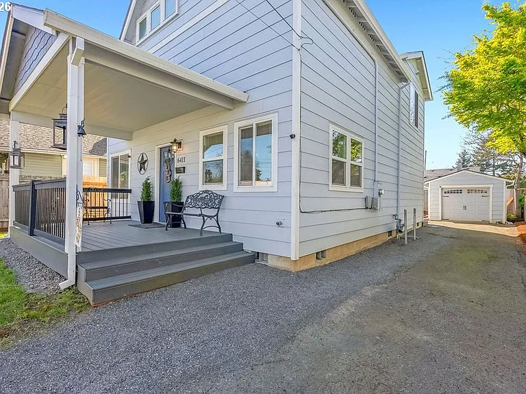 6411 SE 94th Ave — Photo 4