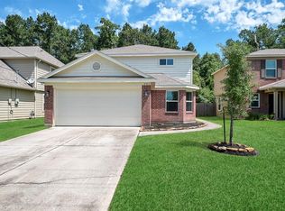 9957 Kingfisher Dr, Conroe, TX 77385