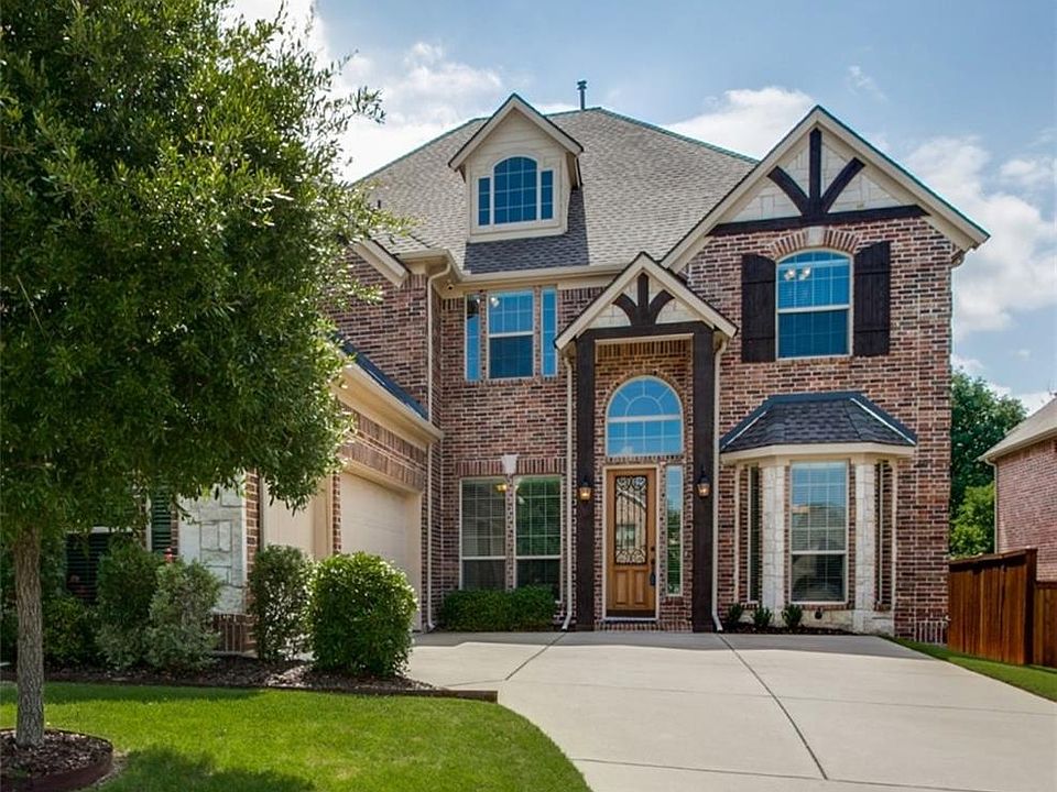 1st image of 680 Bryn Mahr Ln