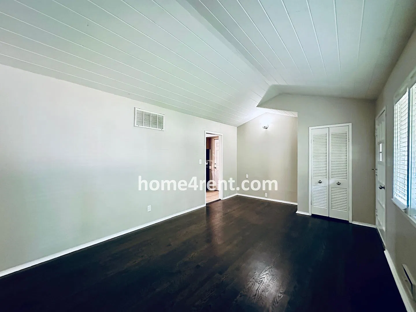 Attractive Prairie Village Ranch w/ Wood Floors, Granite Counters and a Fenced Yard! — Photo 4