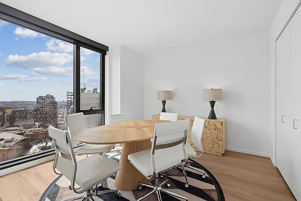 Dining area, photo 1