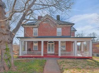 604 Grove Ave, Charlottesville, VA