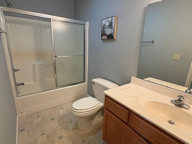 1402 Crusade Dr — Photo 6