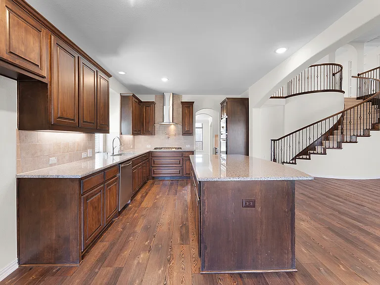 1209 Rogers Pkwy — Photo 11