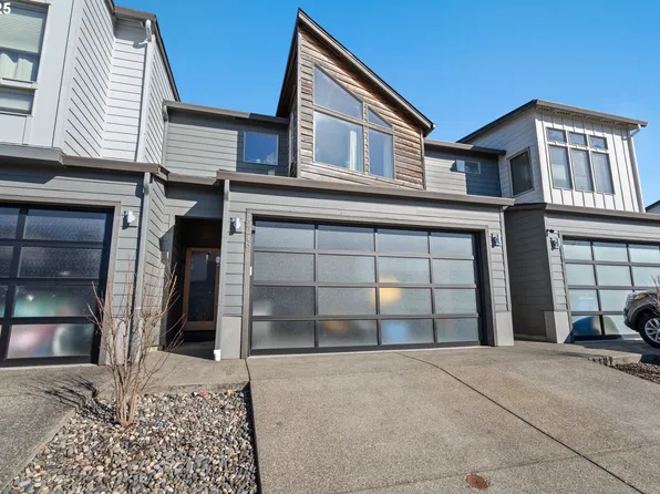 12216 NE 116th St, Vancouver, WA 98682