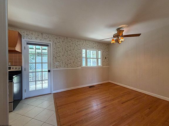 4th image of 64 Highland Dr