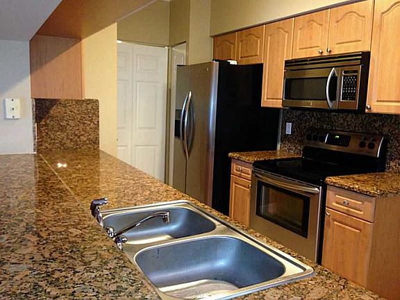 3rd image of 11643 W Atlantic Blvd #1106