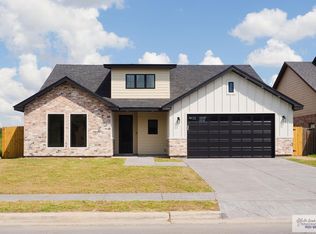 426 Valle Alto Dr, Los Fresnos, TX 78566