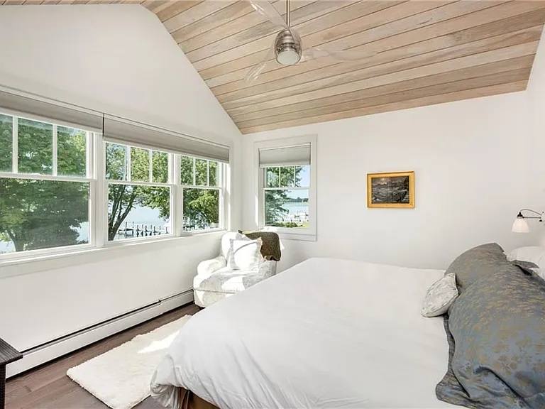 39 Shore Dr — Photo 23