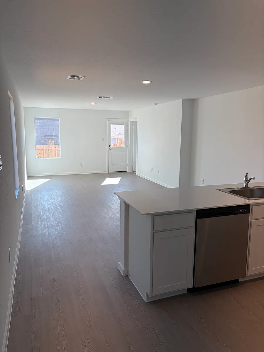 Building Photo - 11540 Chestnut Rose