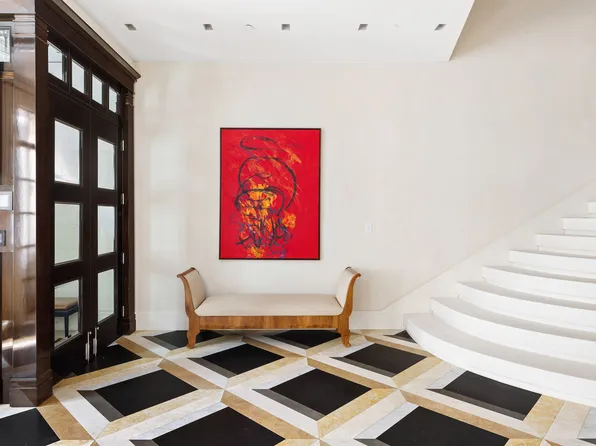 145 Reade Street image 3 of 30
