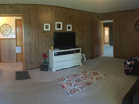 3rd image of 2012 Deerfield Ln