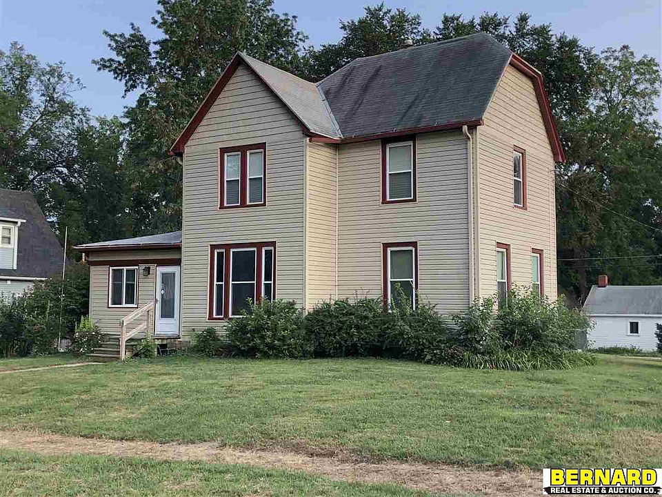 1st image of 1821 1st Ave