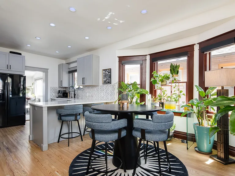 2036 Eliot St — Photo 8