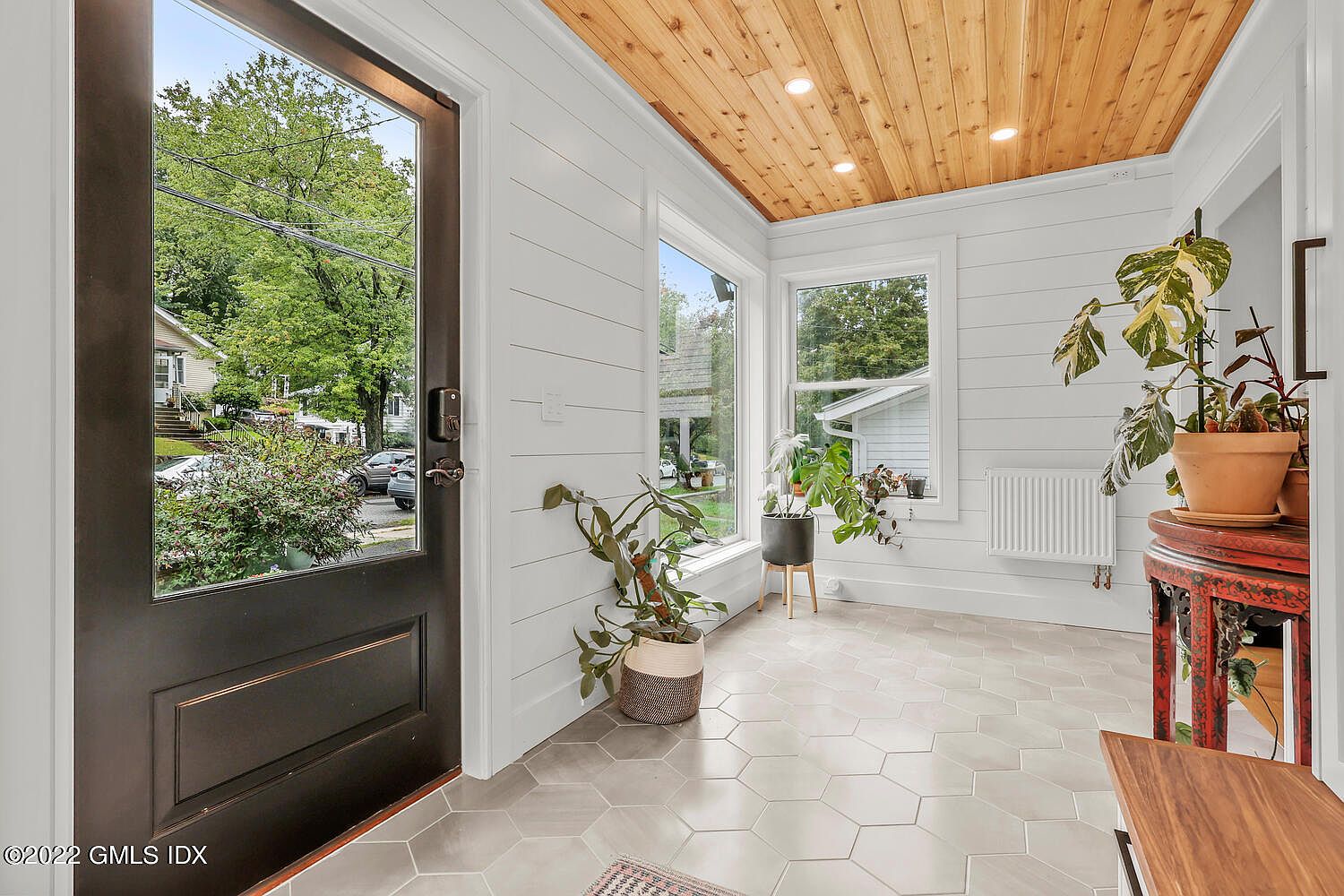 49 Palmer St, Stamford, CT 06907 Zillow