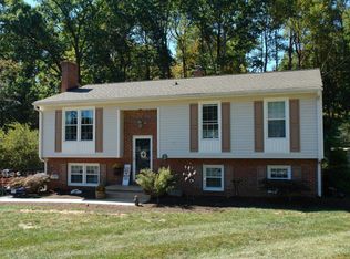 193 Fairfield Ln, Troutville, VA 24175