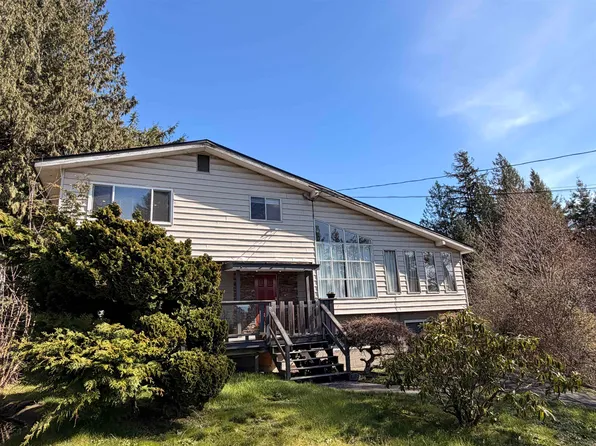 4898 Sunshine Coast Hwy, Sechelt, BC V7Z 0B7