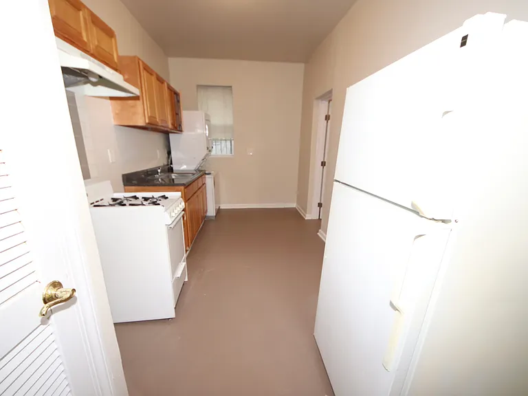 2526 Harford Rd #A — Photo 6