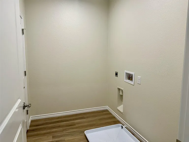 515 War Admiral Dr #A — Photo 26
